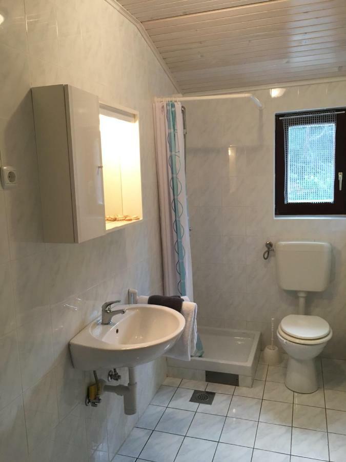 Apartmani Lisac Baška Eksteriør bilde
