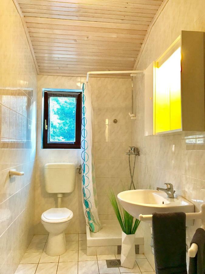 Apartmani Lisac Baška Eksteriør bilde