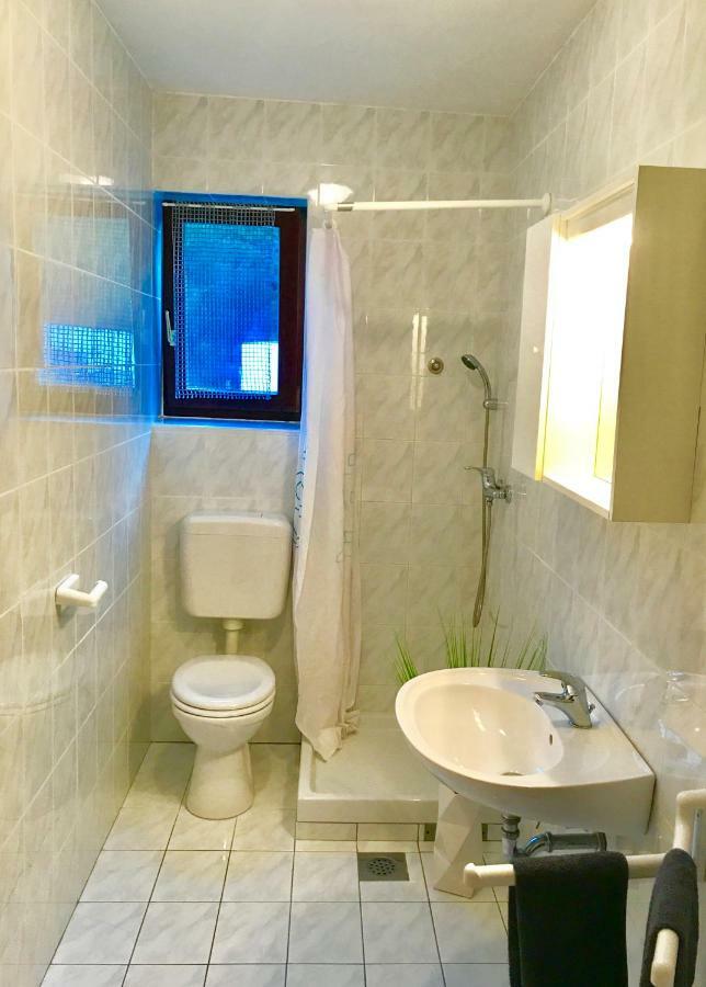 Apartmani Lisac Baška Eksteriør bilde